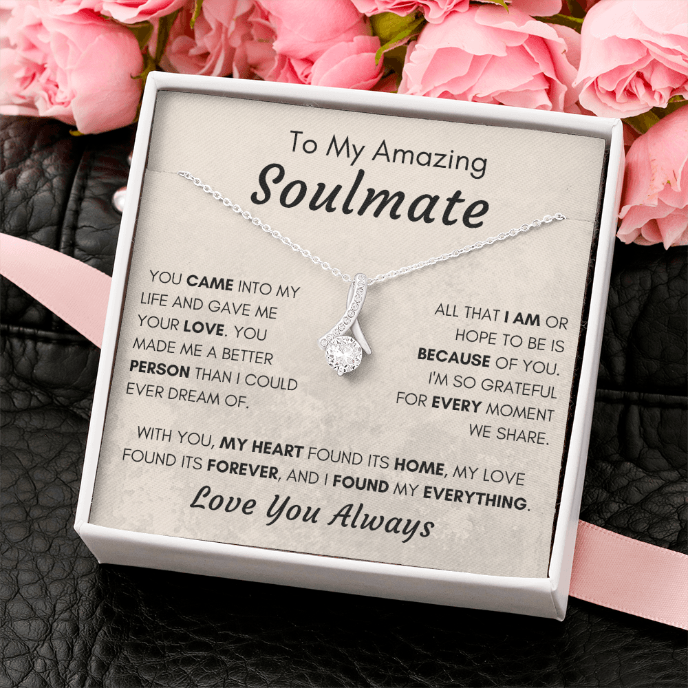 Gift for Soulmate, Alluring Beauty Necklace - Grateful Moments, AB210